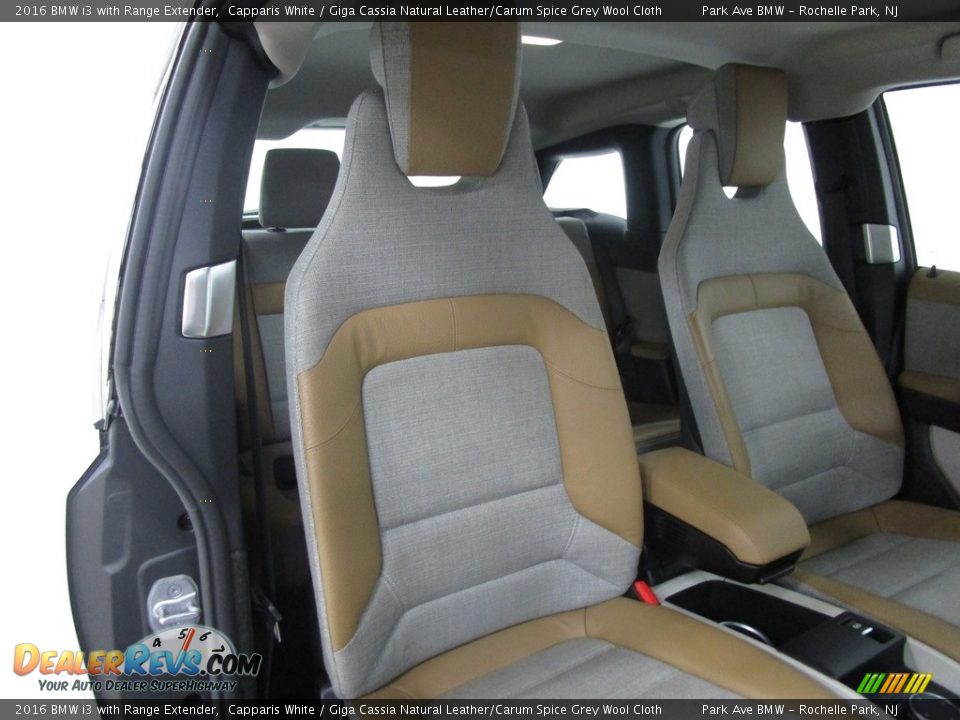 2016 BMW i3 with Range Extender Capparis White / Giga Cassia Natural Leather/Carum Spice Grey Wool Cloth Photo #16