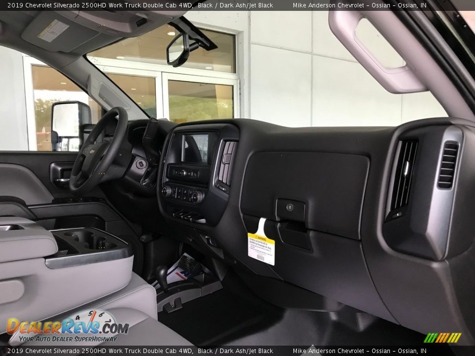 2019 Chevrolet Silverado 2500HD Work Truck Double Cab 4WD Black / Dark Ash/Jet Black Photo #6