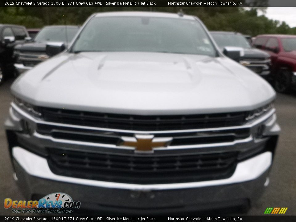 2019 Chevrolet Silverado 1500 LT Z71 Crew Cab 4WD Silver Ice Metallic / Jet Black Photo #8