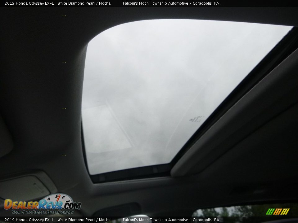 2019 Honda Odyssey EX-L White Diamond Pearl / Mocha Photo #13