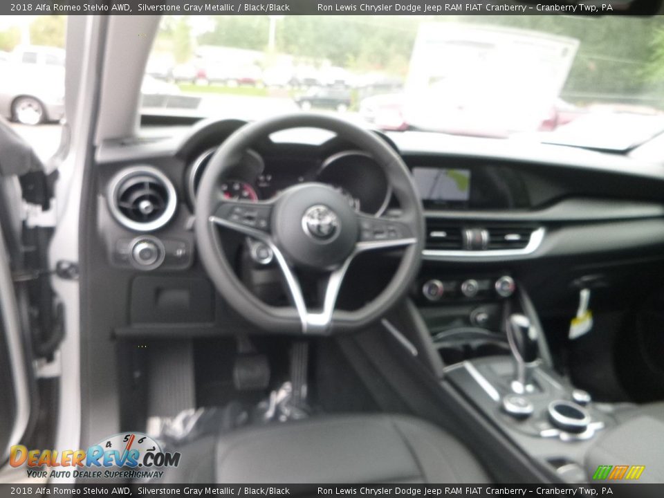 2018 Alfa Romeo Stelvio AWD Silverstone Gray Metallic / Black/Black Photo #17