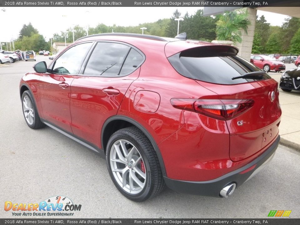 2018 Alfa Romeo Stelvio Ti AWD Rosso Alfa (Red) / Black/Black Photo #4