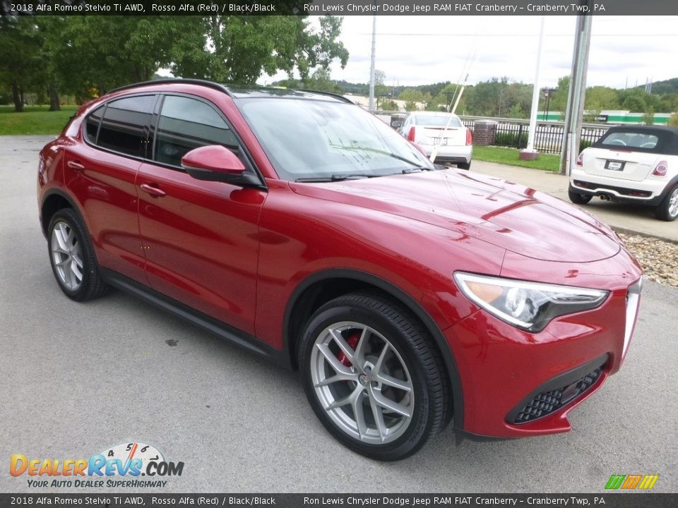 2018 Alfa Romeo Stelvio Ti AWD Rosso Alfa (Red) / Black/Black Photo #10
