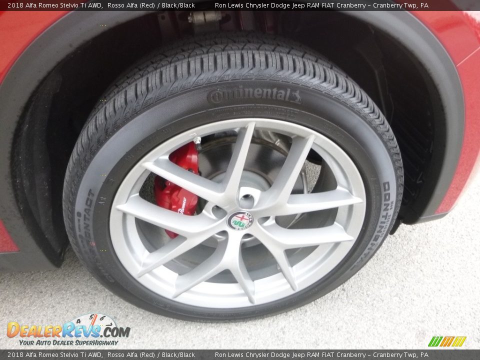 2018 Alfa Romeo Stelvio Ti AWD Rosso Alfa (Red) / Black/Black Photo #13