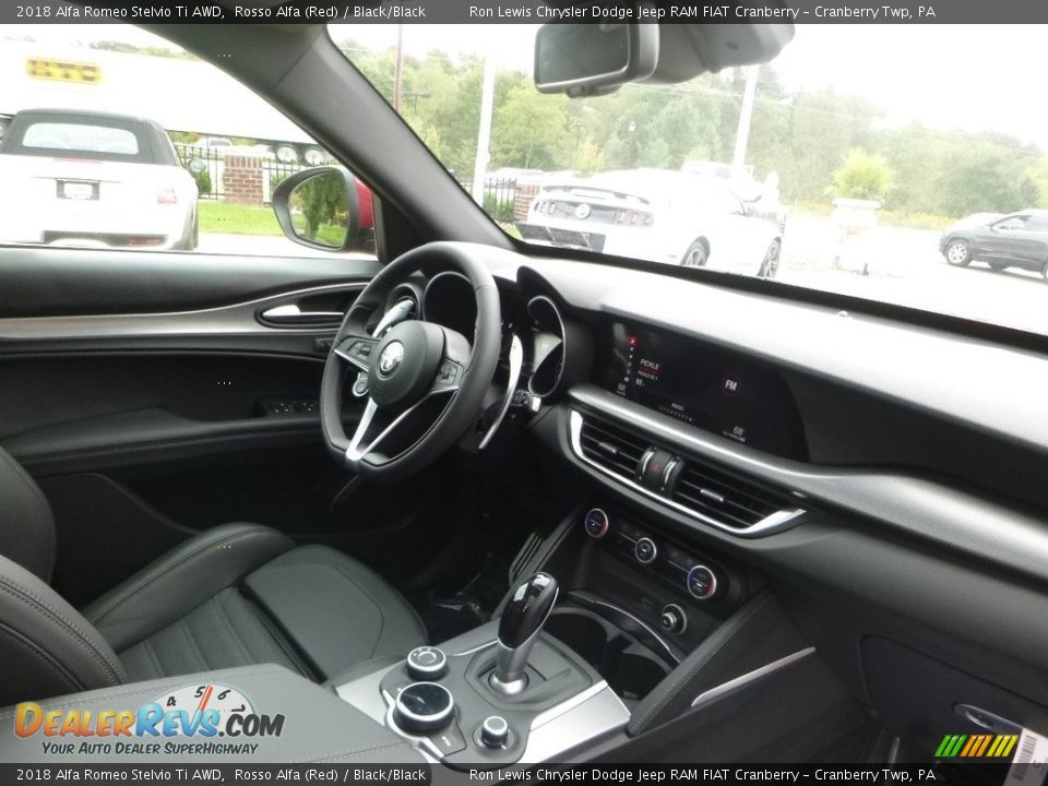 2018 Alfa Romeo Stelvio Ti AWD Rosso Alfa (Red) / Black/Black Photo #15