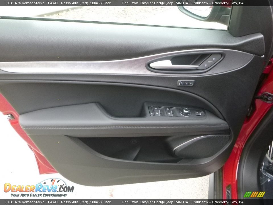 2018 Alfa Romeo Stelvio Ti AWD Rosso Alfa (Red) / Black/Black Photo #19