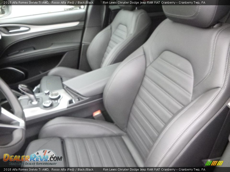 2018 Alfa Romeo Stelvio Ti AWD Rosso Alfa (Red) / Black/Black Photo #20