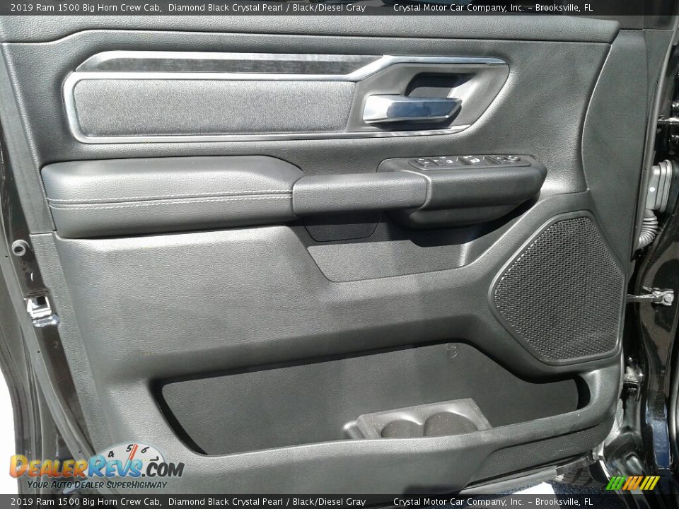 2019 Ram 1500 Big Horn Crew Cab Diamond Black Crystal Pearl / Black/Diesel Gray Photo #17