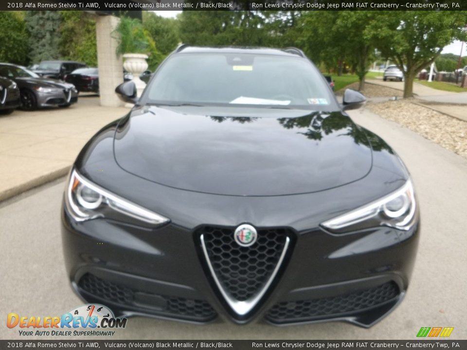 2018 Alfa Romeo Stelvio Ti AWD Vulcano (Volcano) Black Metallic / Black/Black Photo #12