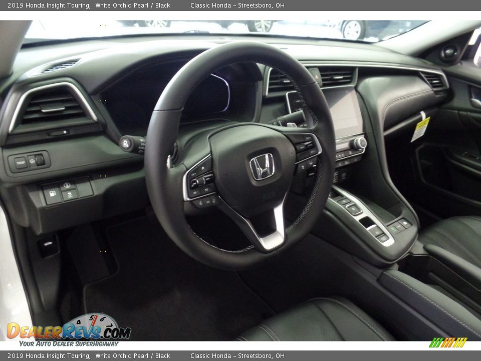 2019 Honda Insight Touring White Orchid Pearl / Black Photo #8