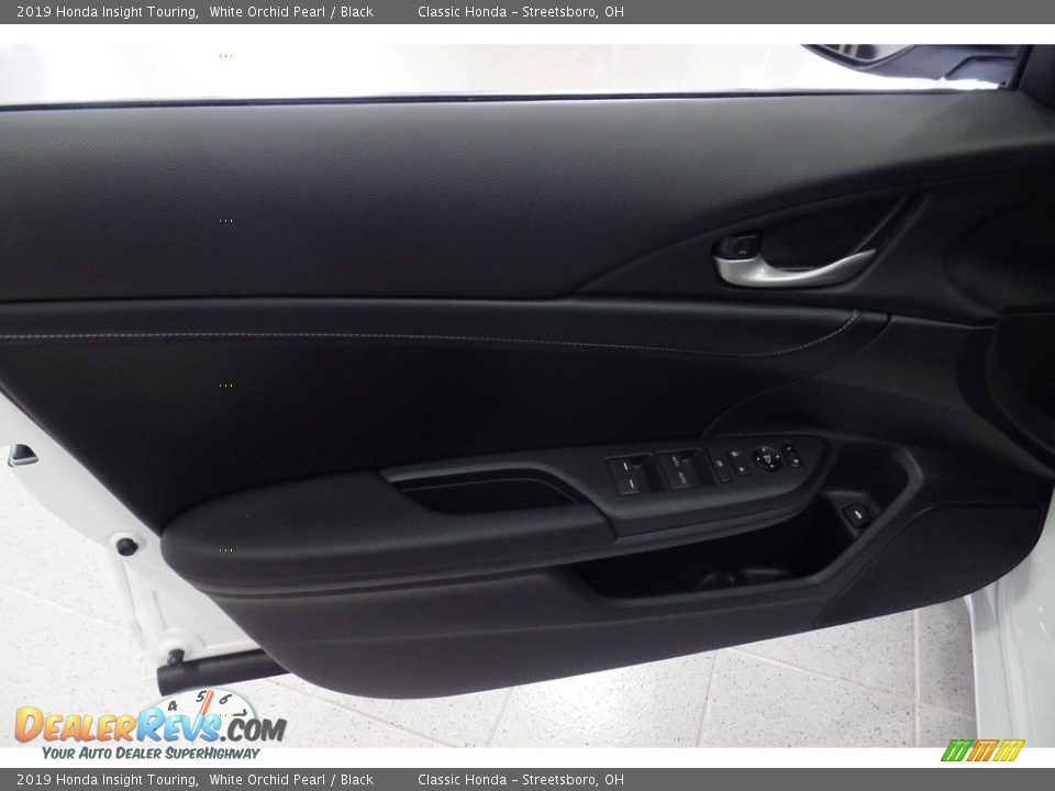 2019 Honda Insight Touring White Orchid Pearl / Black Photo #11