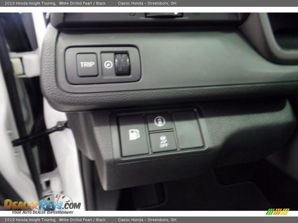 2019 Honda Insight Touring White Orchid Pearl / Black Photo #15