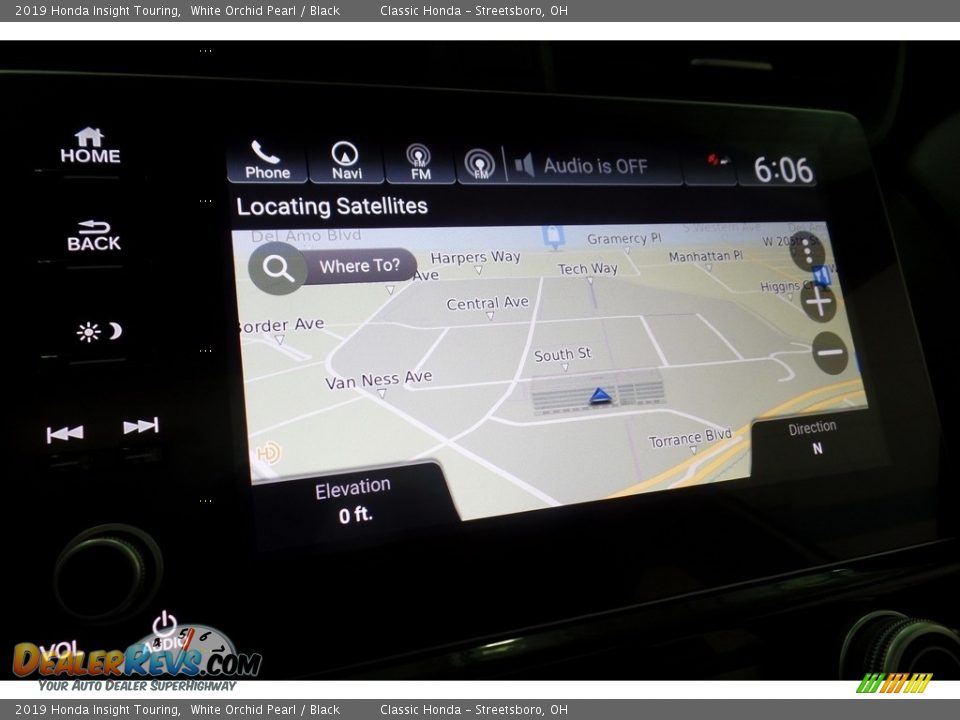 2019 Honda Insight Touring White Orchid Pearl / Black Photo #17