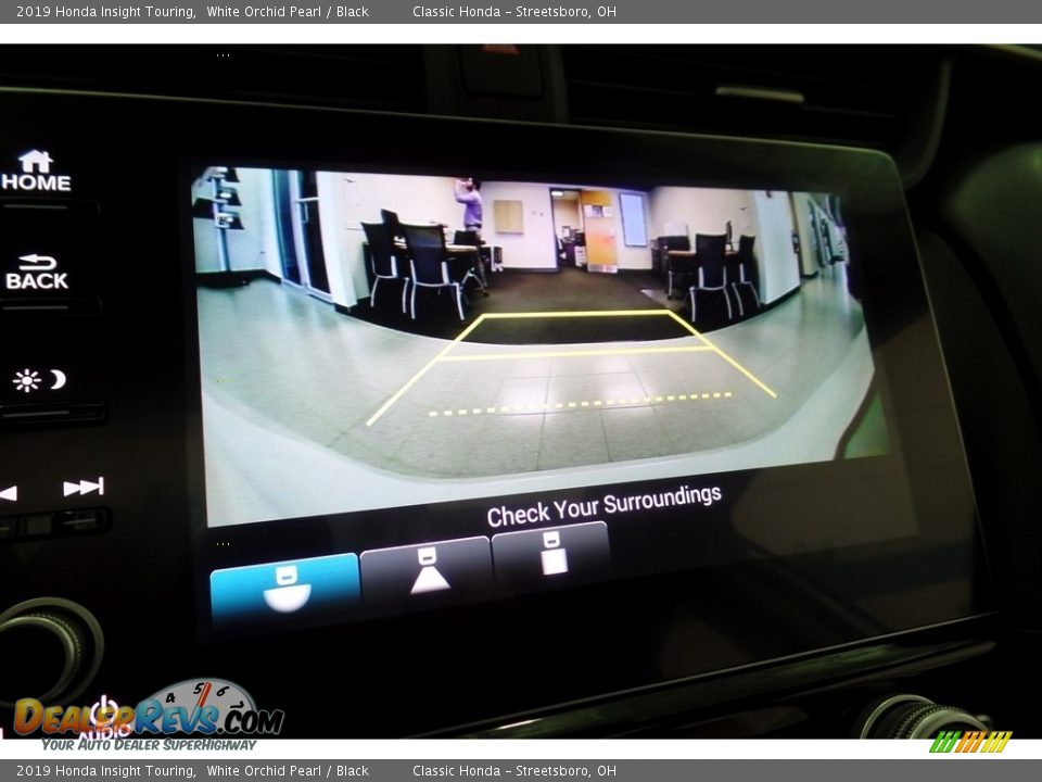 2019 Honda Insight Touring White Orchid Pearl / Black Photo #18