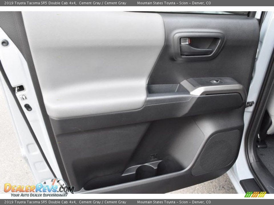 Door Panel of 2019 Toyota Tacoma SR5 Double Cab 4x4 Photo #21