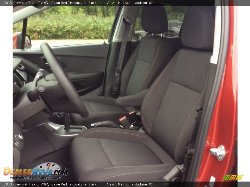 Front Seat of 2019 Chevrolet Trax LT AWD Photo #10
