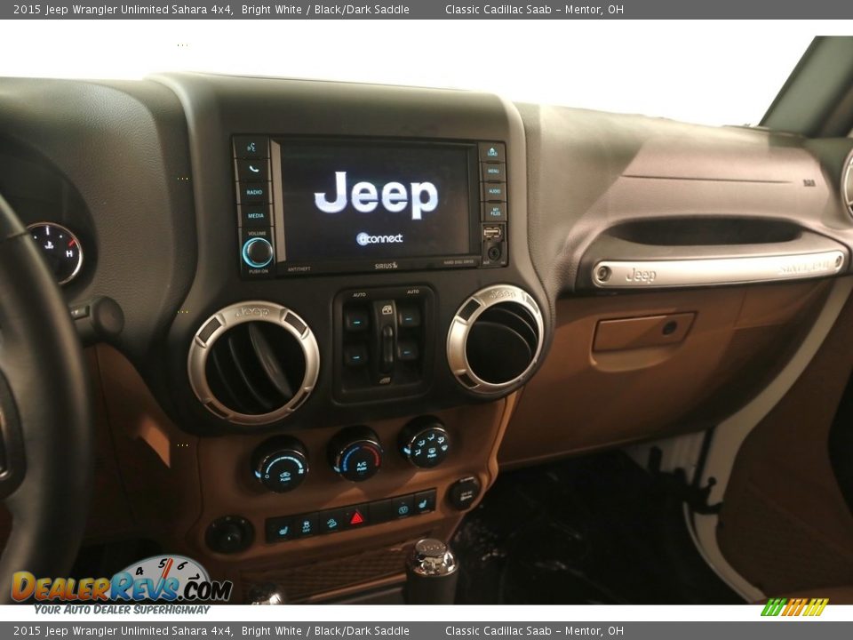 2015 Jeep Wrangler Unlimited Sahara 4x4 Bright White / Black/Dark Saddle Photo #10