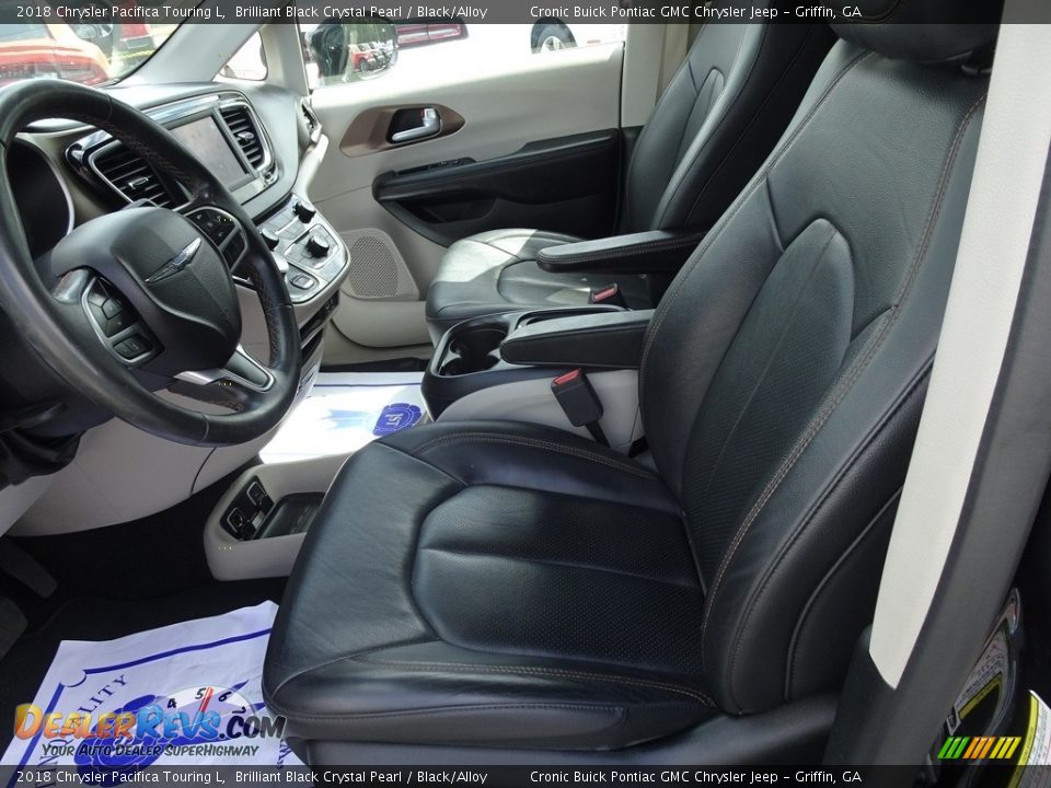 2018 Chrysler Pacifica Touring L Brilliant Black Crystal Pearl / Black/Alloy Photo #4