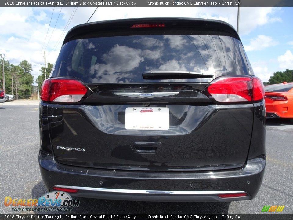 2018 Chrysler Pacifica Touring L Brilliant Black Crystal Pearl / Black/Alloy Photo #11