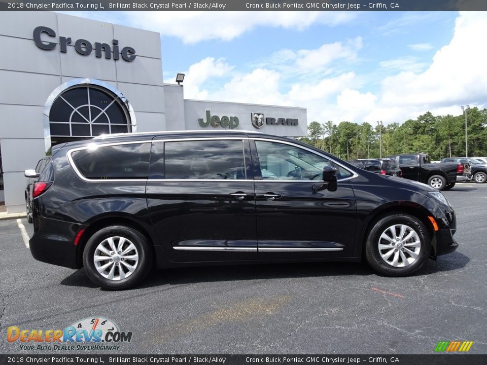 2018 Chrysler Pacifica Touring L Brilliant Black Crystal Pearl / Black/Alloy Photo #13