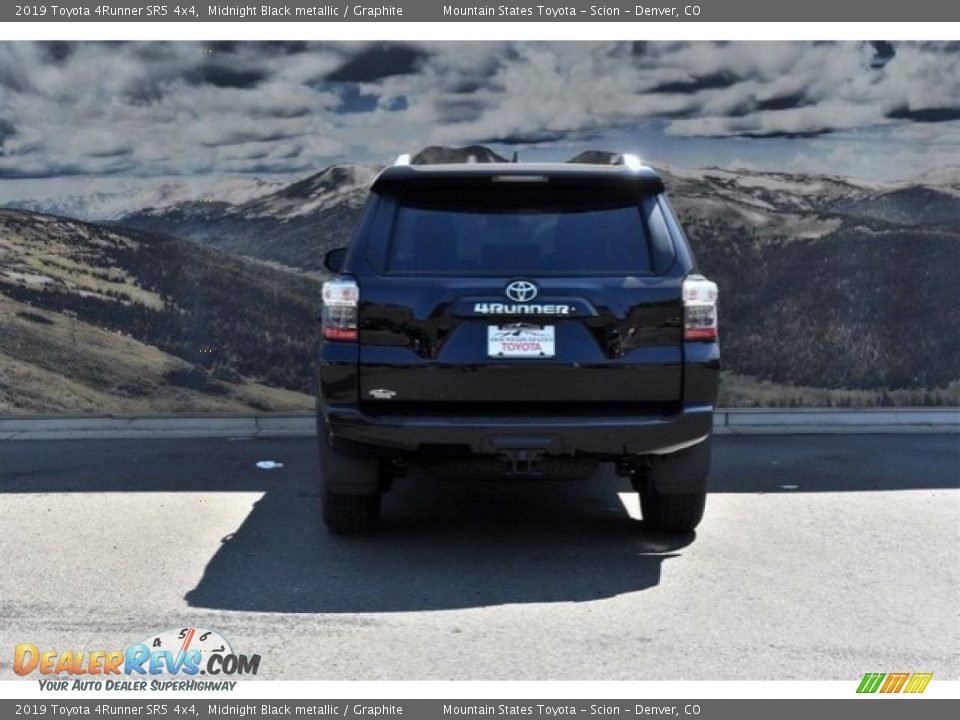 2019 Toyota 4Runner SR5 4x4 Midnight Black metallic / Graphite Photo #4