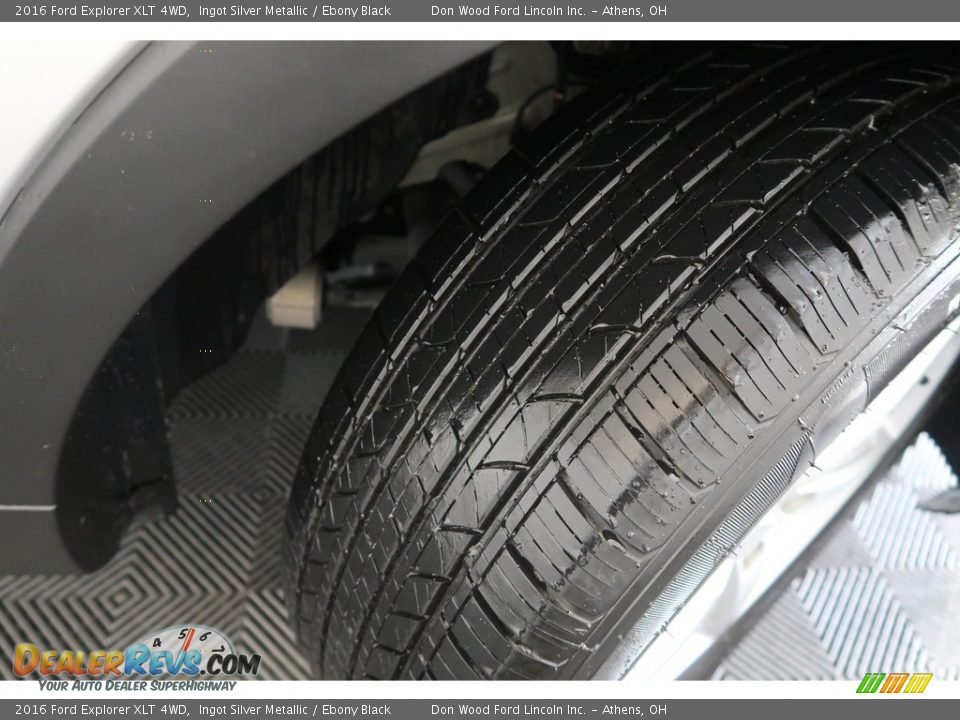 2016 Ford Explorer XLT 4WD Ingot Silver Metallic / Ebony Black Photo #25