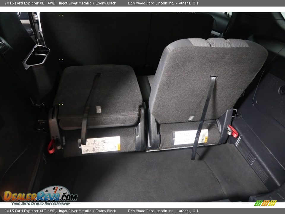 2016 Ford Explorer XLT 4WD Ingot Silver Metallic / Ebony Black Photo #32