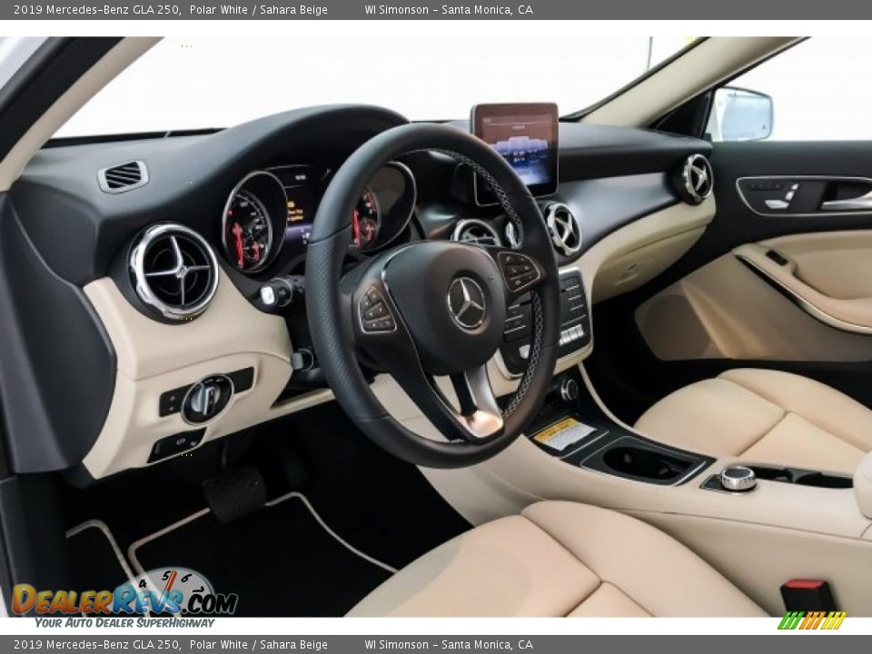 2019 Mercedes-Benz GLA 250 Polar White / Sahara Beige Photo #4