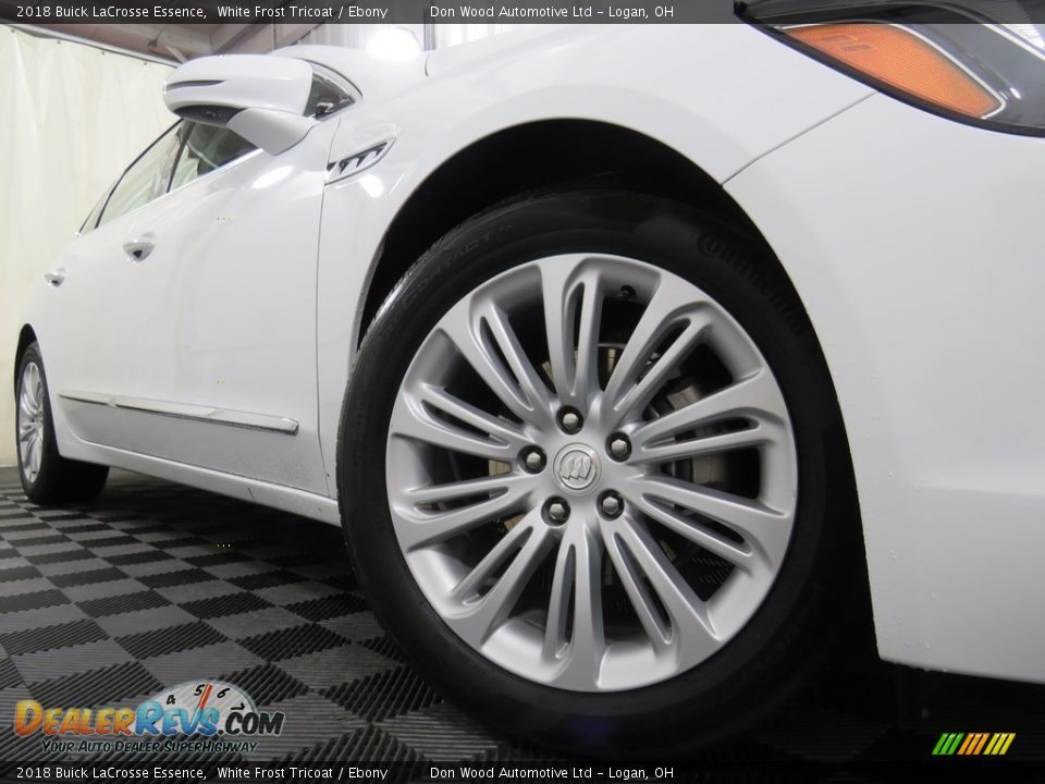 2018 Buick LaCrosse Essence White Frost Tricoat / Ebony Photo #3