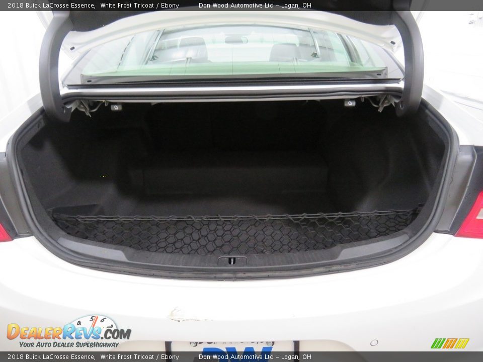 2018 Buick LaCrosse Essence White Frost Tricoat / Ebony Photo #14