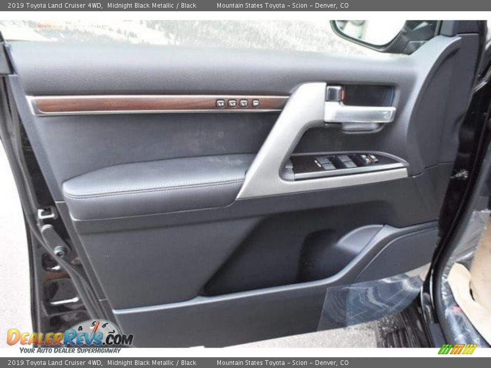 Door Panel of 2019 Toyota Land Cruiser 4WD Photo #25