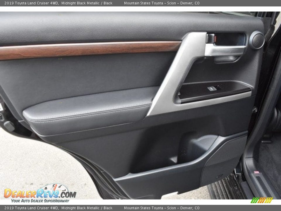 Door Panel of 2019 Toyota Land Cruiser 4WD Photo #26