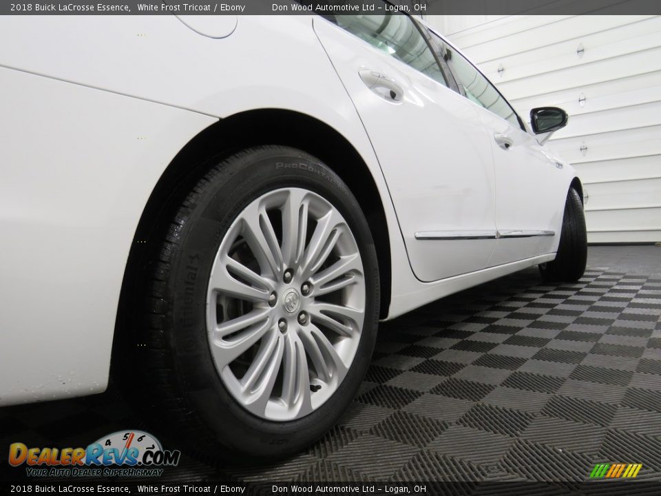 2018 Buick LaCrosse Essence White Frost Tricoat / Ebony Photo #16