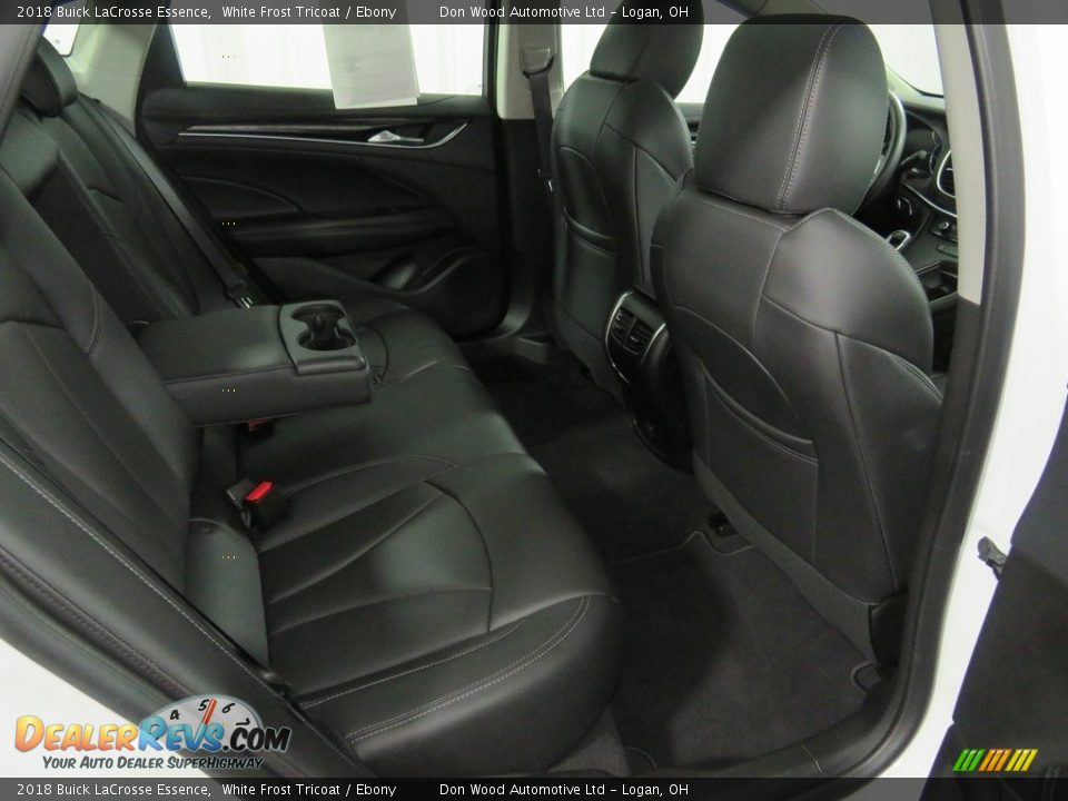 2018 Buick LaCrosse Essence White Frost Tricoat / Ebony Photo #27