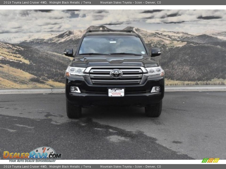 2019 Toyota Land Cruiser 4WD Midnight Black Metallic / Terra Photo #2