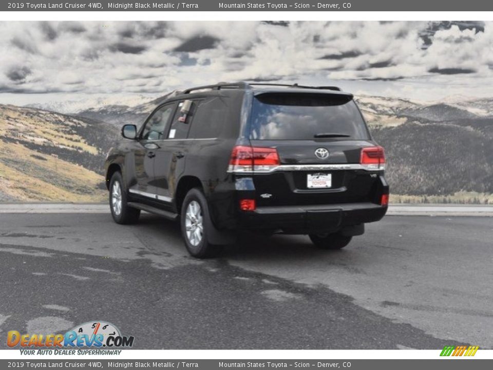 2019 Toyota Land Cruiser 4WD Midnight Black Metallic / Terra Photo #3