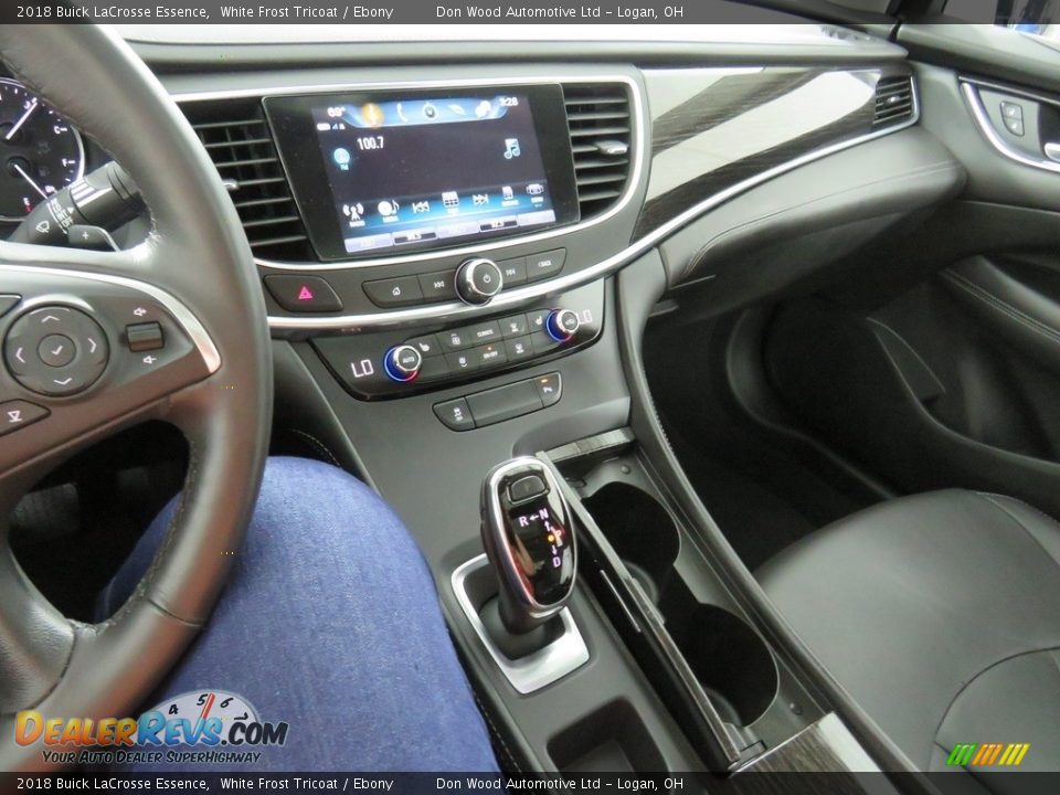 2018 Buick LaCrosse Essence White Frost Tricoat / Ebony Photo #35