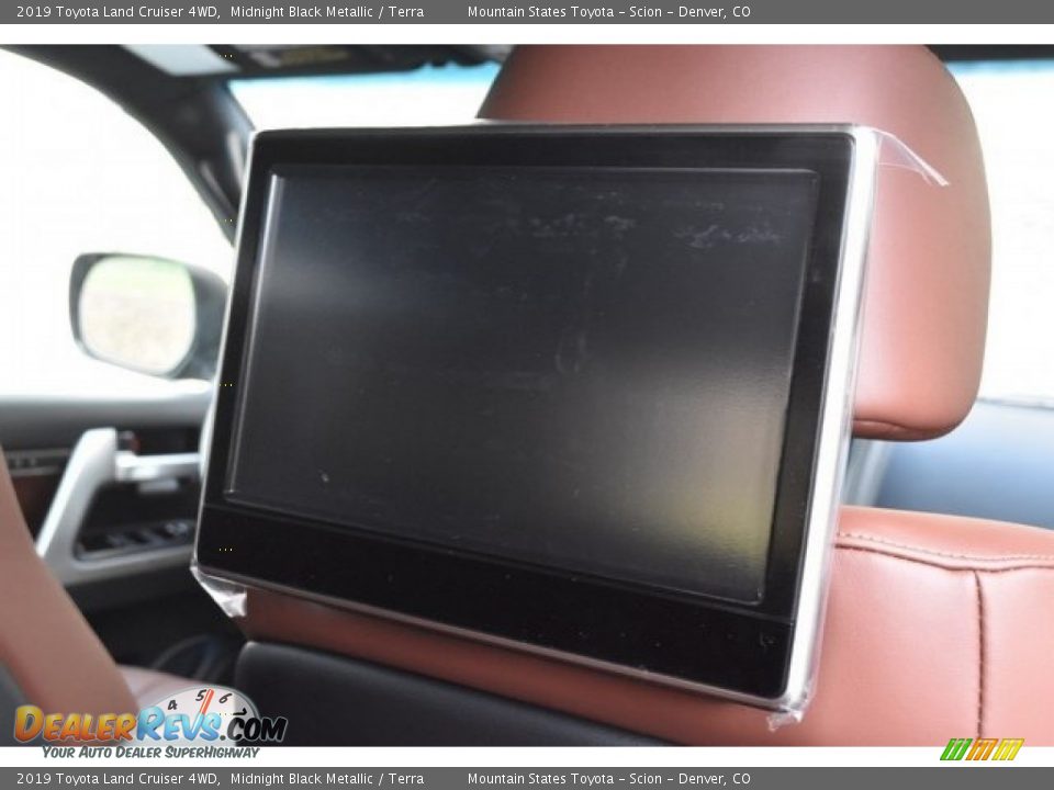 Navigation of 2019 Toyota Land Cruiser 4WD Photo #19