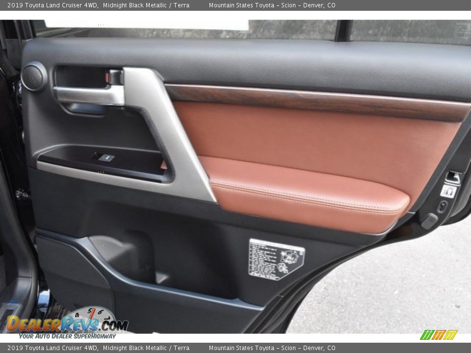 Door Panel of 2019 Toyota Land Cruiser 4WD Photo #28