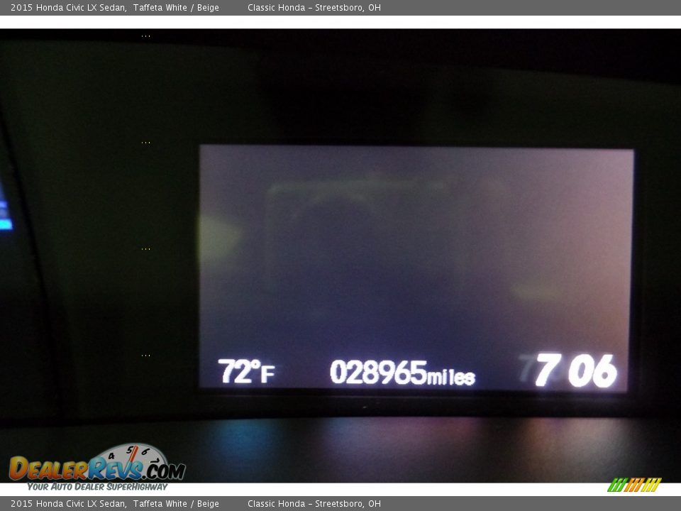 2015 Honda Civic LX Sedan Taffeta White / Beige Photo #31