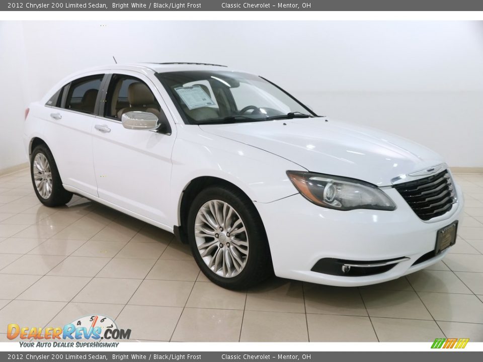 2012 Chrysler 200 Limited Sedan Bright White / Black/Light Frost Photo #1