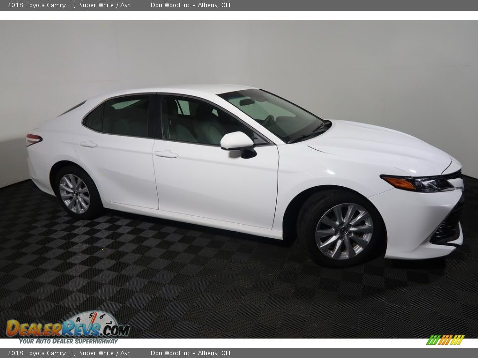 2018 Toyota Camry LE Super White / Ash Photo #3