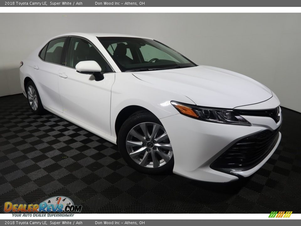 2018 Toyota Camry LE Super White / Ash Photo #4
