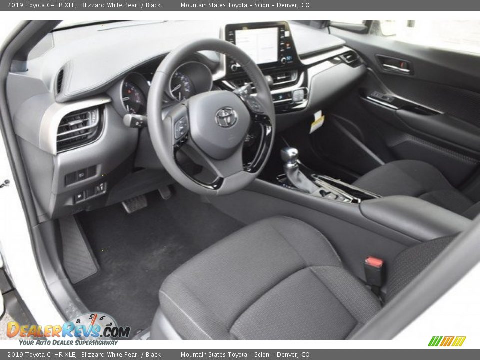 2019 Toyota C-HR XLE Blizzard White Pearl / Black Photo #5
