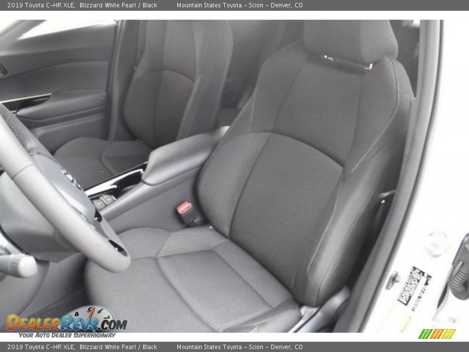 2019 Toyota C-HR XLE Blizzard White Pearl / Black Photo #7