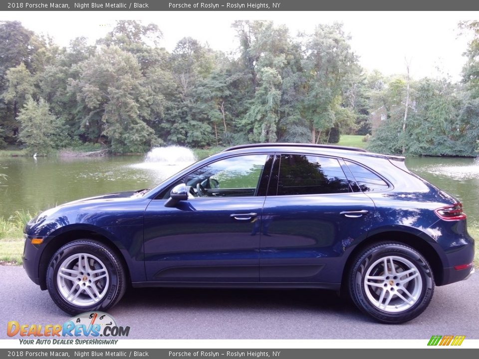 2018 Porsche Macan Night Blue Metallic / Black Photo #3