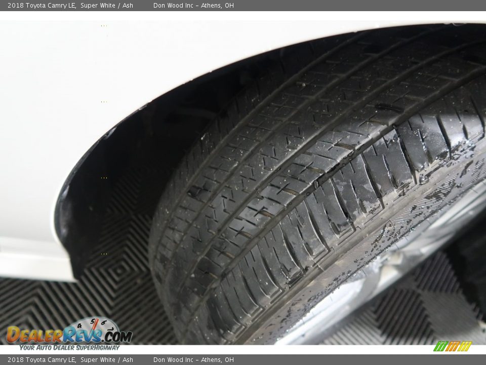 2018 Toyota Camry LE Super White / Ash Photo #25