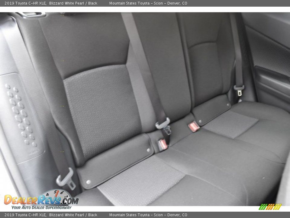 2019 Toyota C-HR XLE Blizzard White Pearl / Black Photo #18