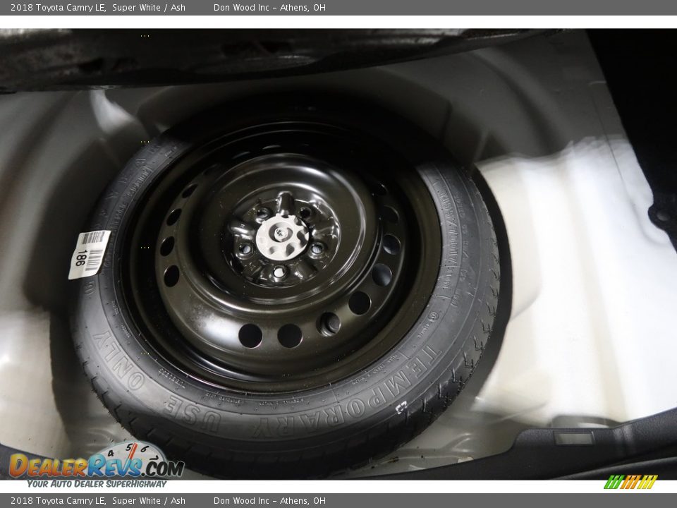 2018 Toyota Camry LE Super White / Ash Photo #33