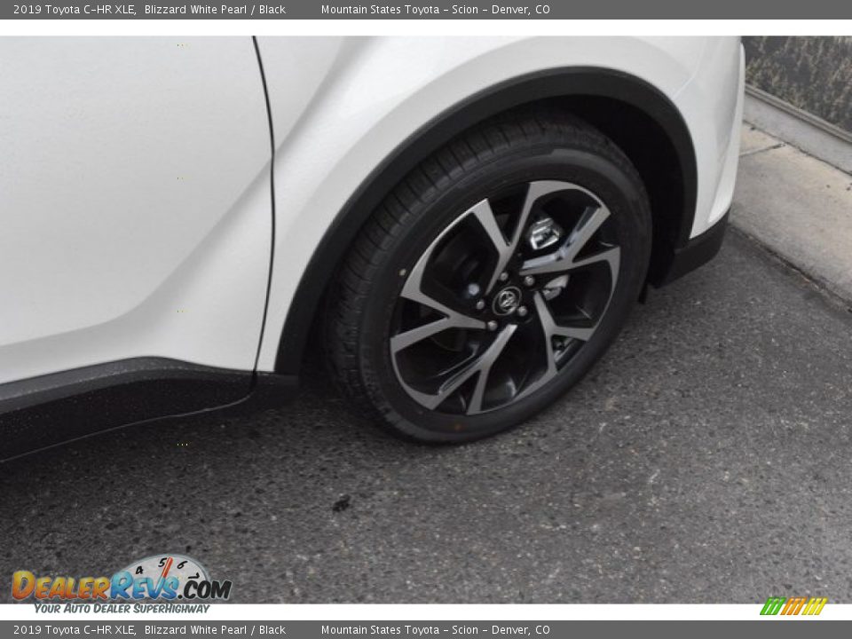 2019 Toyota C-HR XLE Blizzard White Pearl / Black Photo #35